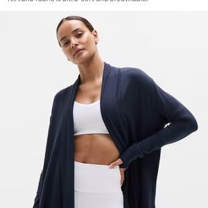 Athleta pranayama restore wrap